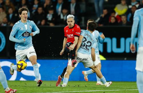 อาร์ซี คอนสตรัค vs โอซาซูน่า