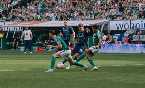 แวร์เดอร์ เบรเมน vs เฟาเอฟแอล โบคุ่ม