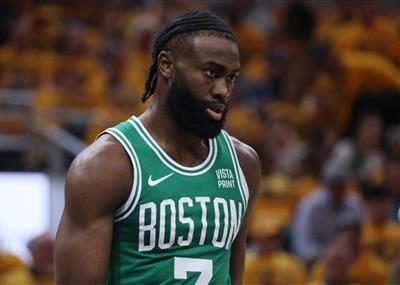 บราวน์: ผู้เล่นต้องอดทนต่อความกดดันและการคุกคามจากแฟนๆ และลีกต้องปกป้องเรา