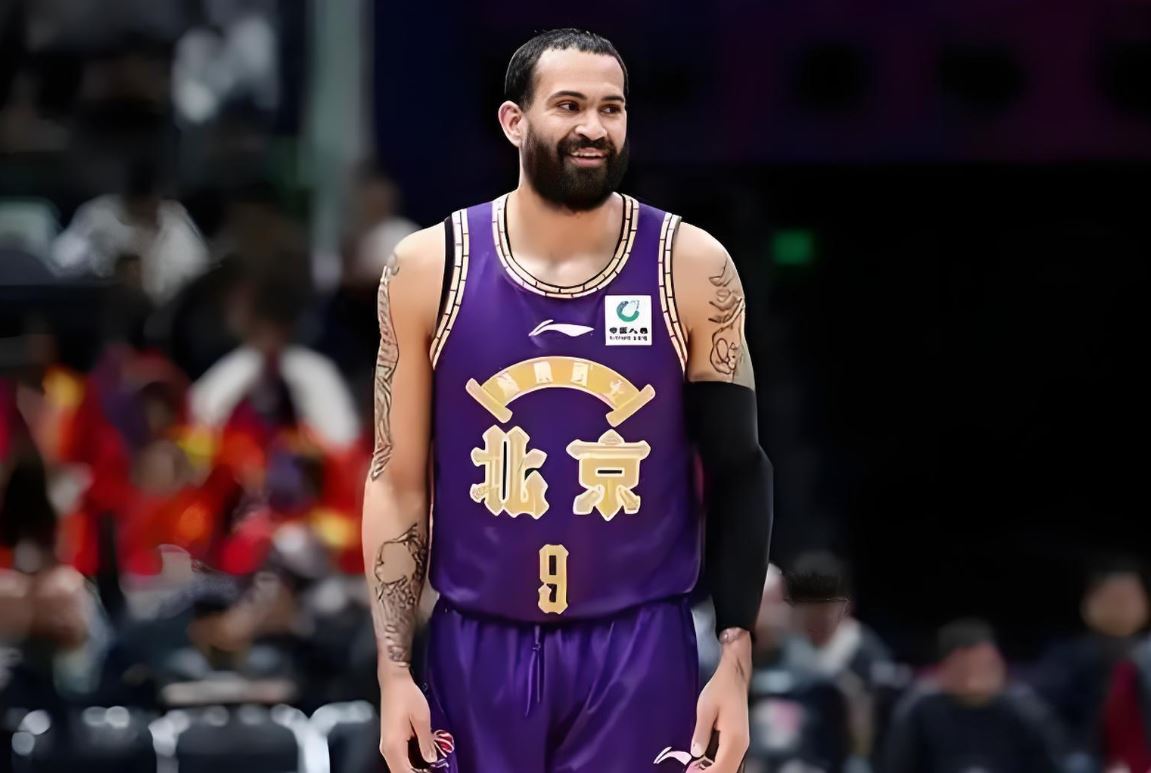 ยินดีต้อนรับกลับมา! Riller ประกาศบนโซเชียลมีเดีย: เขาจะกลับมาร่วมทีมบาสเก็ตบอลชายของ Beijing Enterprises ในฤดูกาลใหม่