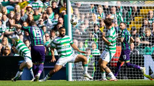 ผลงานที่ผ่านมา เซลติก vs ฮิเบอร์เนี่ยน