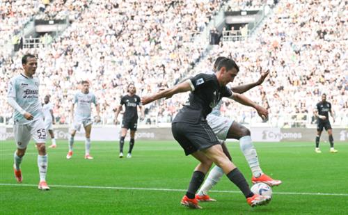 ยูเวนตุส vs ซาแลร์นิตาน่า