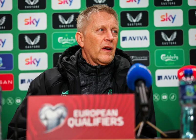 โค้ชไอร์แลนด์: พวกเขาไม่สามารถโจมตีอย่างหุนหันพลันแล่นได้เมื่อเผชิญหน้ากับโปรตุเกส พวกเขาจะคอยส่งบอลเข้าเขตโทษเพื่อตามหาโรนัลโด้